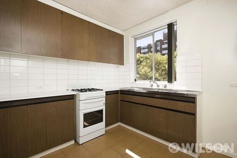 Property photo of 16/7 Alfred Square St Kilda VIC 3182