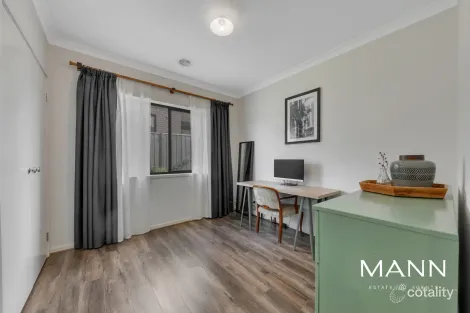 Property photo of 15 Piccadilly Drive Wollert VIC 3750