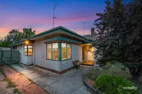 1115 Gregory St, Lake Wendouree, VIC 3350
