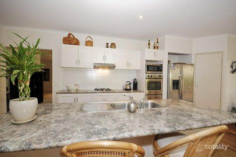 Property photo of 22 Valley Park Drive Mooroolbark VIC 3138