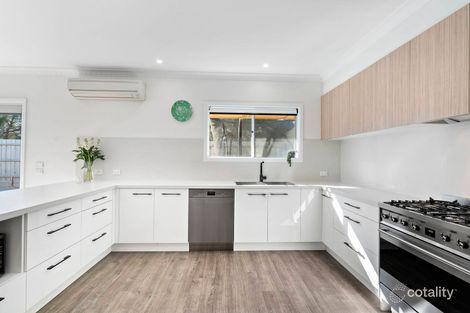 Property photo of 81 Tarongo Drive Aspendale VIC 3195