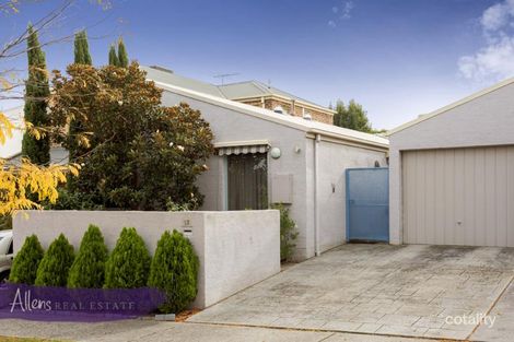 Property photo of 13 Hansen Close Burwood VIC 3125