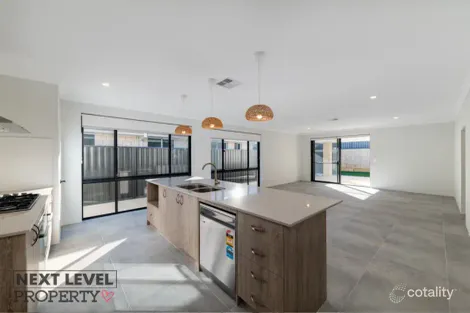 6 Foxglove St, Sinagra, WA 6065