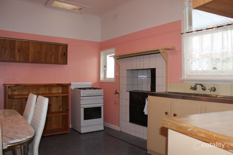 Property photo of 33 Alamein Court Golden Square VIC 3555