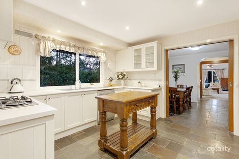 Property photo of 32 Jull Parade Ringwood North VIC 3134