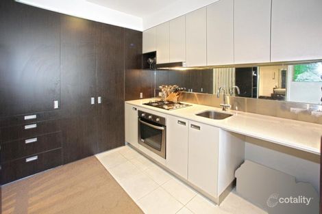 Property photo of 104/86 Altona Street Kensington VIC 3031