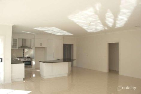Property photo of 9 Edward Court Taylors Hill VIC 3037