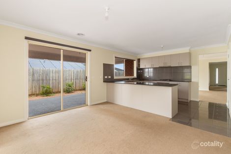 Property photo of 24 Buscombe Crescent Drouin VIC 3818