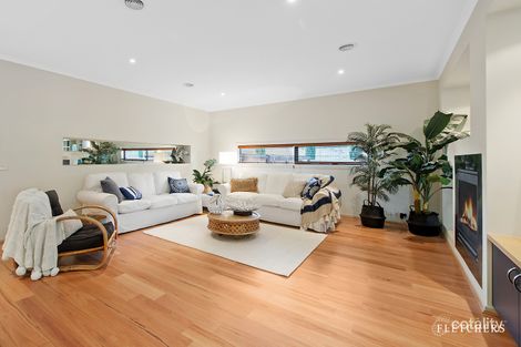 Property photo of 13 The Saddle Doreen VIC 3754