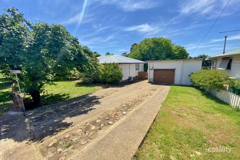 Property photo of 12 Lansdowne Street Young NSW 2594