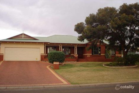 17 Paddington Dr, Hannans, WA 6430