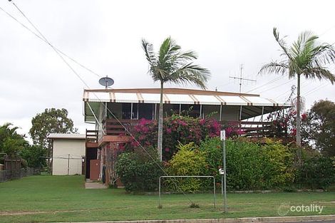 591 Boat Harbour Dr, Urangan, QLD 4655