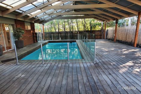 5 Axford Cres, Oakleigh South, VIC 3167