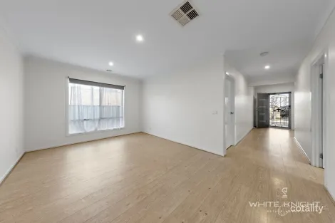 Property photo of 40 Oakpark Drive Harkness VIC 3337