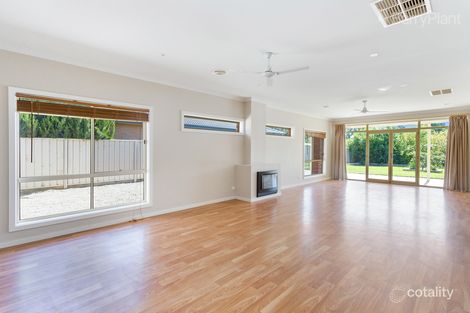 Property photo of 49 Alexander Close Strathfieldsaye VIC 3551