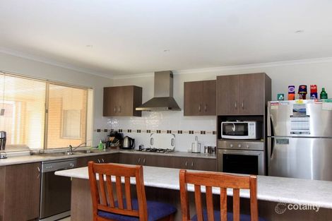 Property photo of 3 Clarence Street Manor Lakes VIC 3024