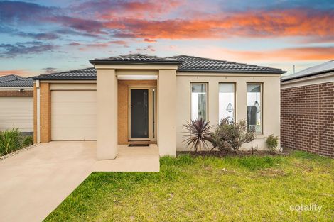Property photo of 32 Bolivar Esplanade Truganina VIC 3029