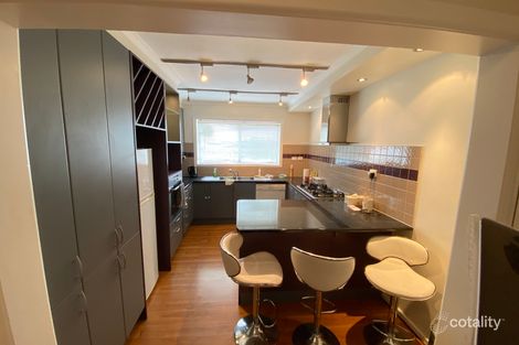 1/1 Omeo Ct, Bentleigh East, VIC 3165