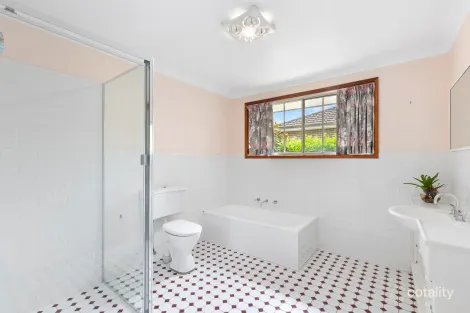 Property photo of 27 Hermitage Road West Ryde NSW 2114