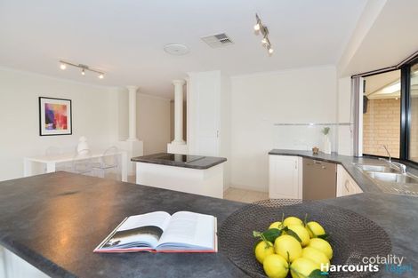 Property photo of 4 Cher Court Aberfoyle Park SA 5159