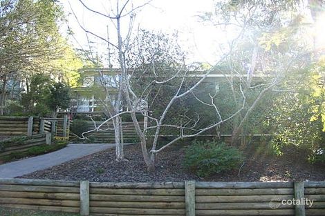 17 Lake Shore Dr, North Avoca, NSW 2260