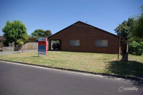 18 Deighton Dr, Rosebud, VIC 3939