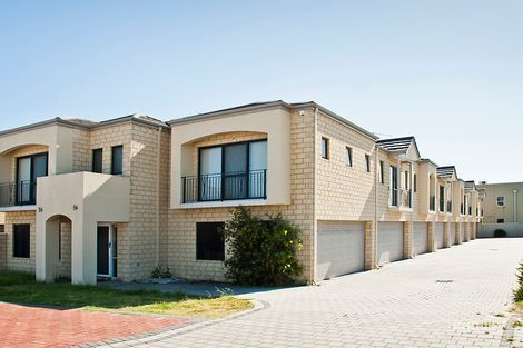 Property photo of 4/12 Leila Street Cannington WA 6107