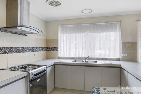 Property photo of 1/26 Fordholm Road Hampton Park VIC 3976