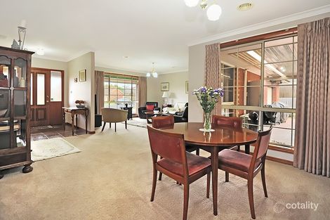 Property photo of 28 Robertson Drive Alfredton VIC 3350