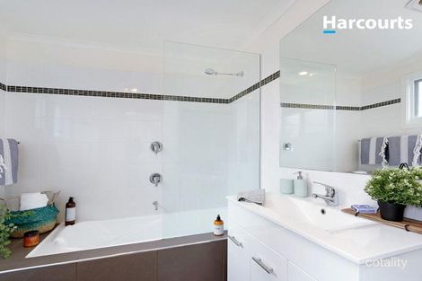 Property photo of 2 Westminster Court Somerville VIC 3912