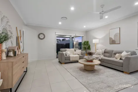 Property photo of 7 Delaway Street Chambers Flat QLD 4133