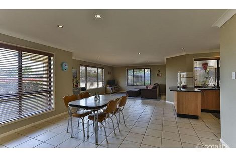 Property photo of 5 Matthew Court Crows Nest QLD 4355