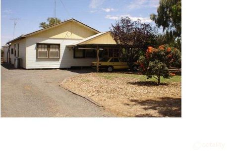 15 Watchem Rd, Birchip, VIC 3483