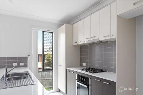 Property photo of 24 Bassetts Road Doreen VIC 3754