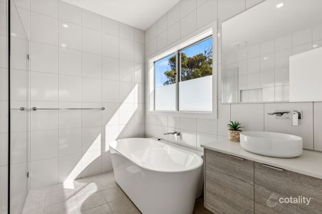 Property photo of 11 Dundalk Avenue McCracken SA 5211