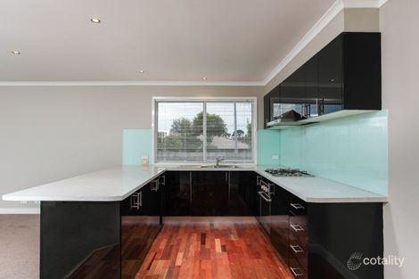 Property photo of 3 Diamond Close Ferntree Gully VIC 3156