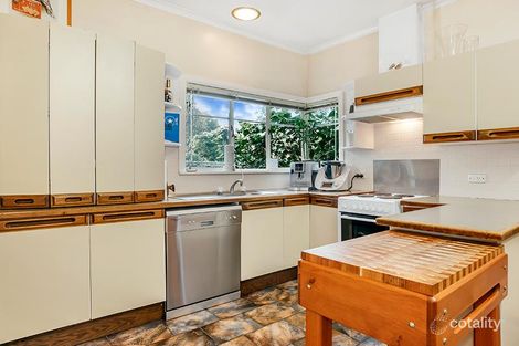 Property photo of 6 Hampton Road Essendon West VIC 3040