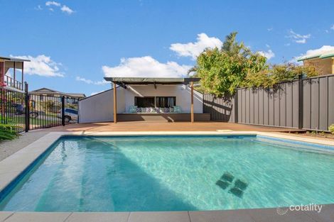 Property photo of 35 Crest Avenue Boyne Island QLD 4680