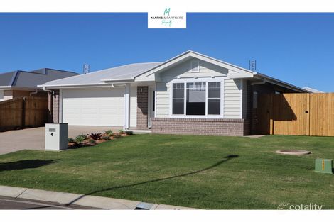 Property photo of 7 Lucinda Way Eli Waters QLD 4655