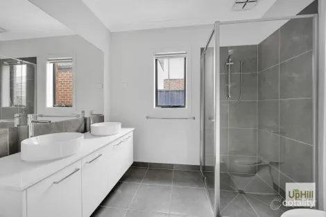 Property photo of 48 Kielder Crescent Clyde VIC 3978
