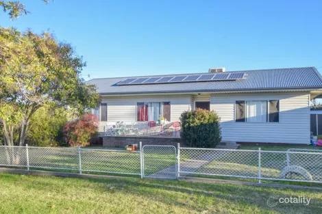 Property photo of 28 Berthong Street Young NSW 2594