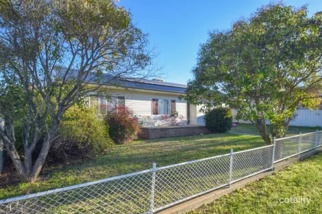 28 Berthong St, Young, NSW 2594