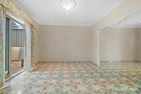 Property photo of 16 Sadlier Crescent Fairfield West NSW 2165