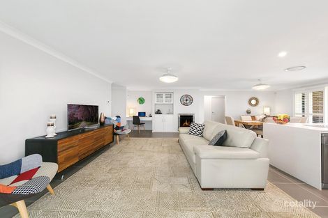 Property photo of 22 Finch Crescent Aberglasslyn NSW 2320