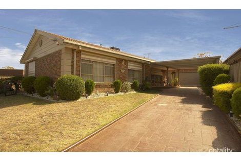 4 Osborne Cl, Deer Park, VIC 3023