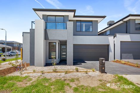 88 Fairground Prom, Berwick, VIC 3806
