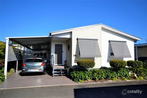 Property photo of 206/318 Bradman Avenue Maroochydore QLD 4558