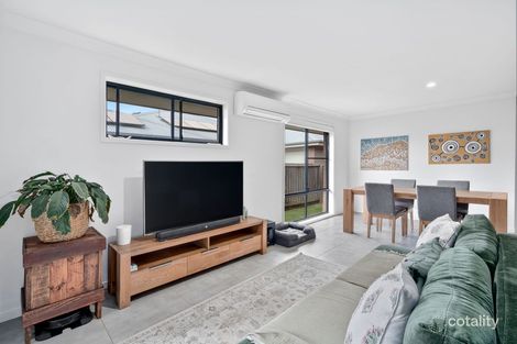 Property photo of 21 Graduation Street Thrumster NSW 2444