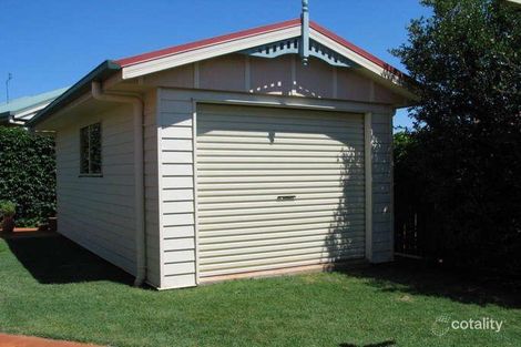 Property photo of 15 Dandelion Drive Middle Ridge QLD 4350