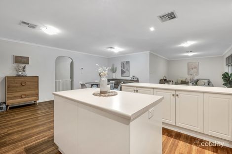Property photo of 15 Davalan Drive Munno Para West SA 5115